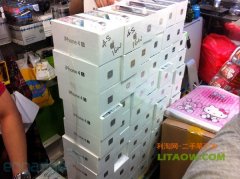 蘋果iphone4S已于昨日抵港初期嘗鮮售價達10500港元起！