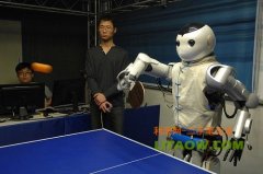 浙大研制出可打乒乓的機器人(以后用她去比賽？)