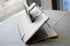<b>ASUS PadFone評測資料手機(jī)變身平板變身筆記本電腦全過程！</b>