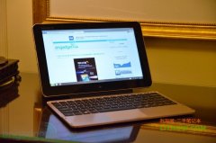 <b>技嘉CES上展出S1185可拆卸的變型筆記本電腦預(yù)裝WIN8！</b>