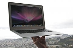 <b>蘋果的二手Macbook air機型屏幕背光與A面外殼一體詳解！</b>